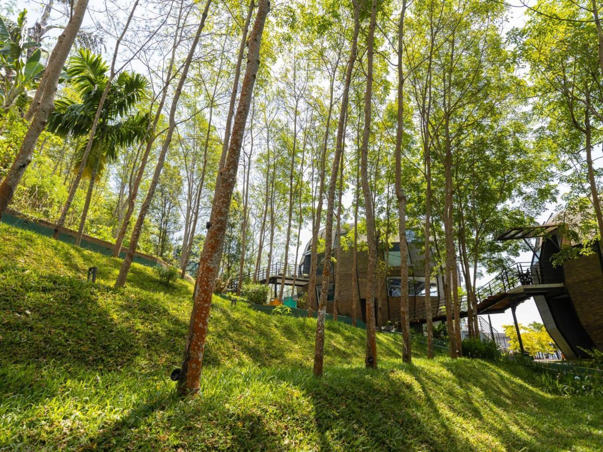 Green Acres Leisure Resort & Spa Канди Экстерьер фото